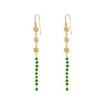 Σκουλαρίκια Crochet μεταλλικά επίχρυσα με διάτρητα λουλούδια και πράσινα κρύσταλλα