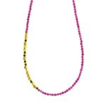 Κολιέ Boho μεταλλικό επίχρυσο με φούξια πέτρες και επίχρυσα στοιχεία
