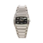 Ρολόι Loisir με ατσάλινο μπρασελέ και ορθογώνιο καντράν