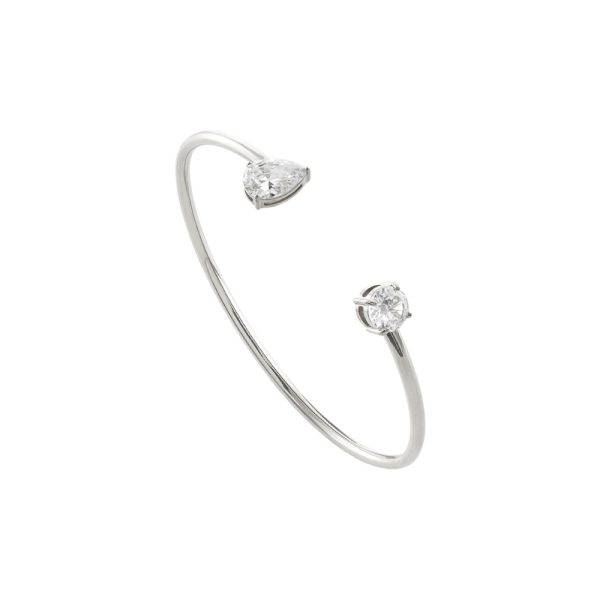 Βραχιόλι Happy Hearts ατσάλινο σταθερό με δύο λευκά ζιργκόν